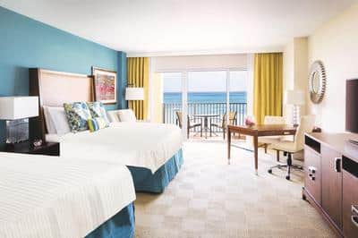 Ocean Front Room - 2 Queens
