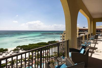 Club Lounge Palm Beach Terrace