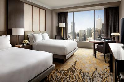 Club Level Deluxe Guest Room