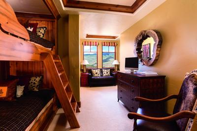 Three Bedroom Penthouse 1002