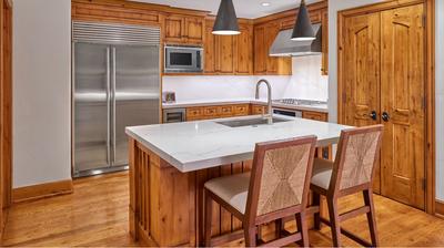 Three Bedroom Penthouse 905