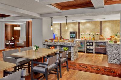 Club Lounge