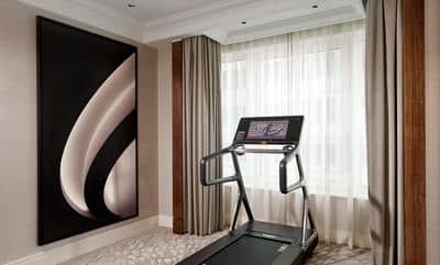 The Ritz-Carlton Suite