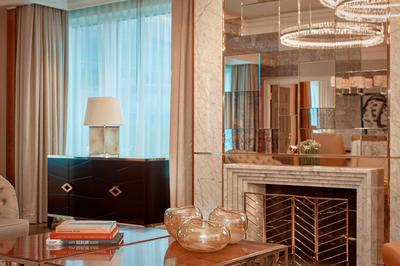 Ritz-Carlton Suite