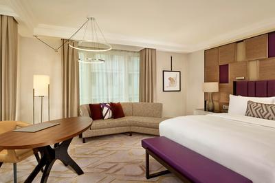 Corner Deluxe Room