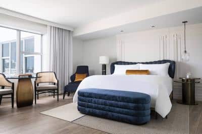 1 Bedroom Suite, 1 King, City View