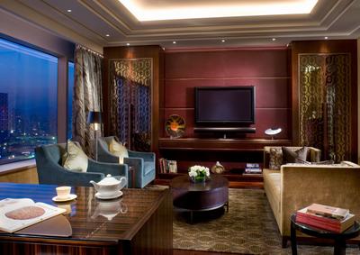 Carlton Suite