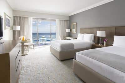 Club Seafront Room - 2 Doubles