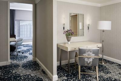 Grand Deluxe Room