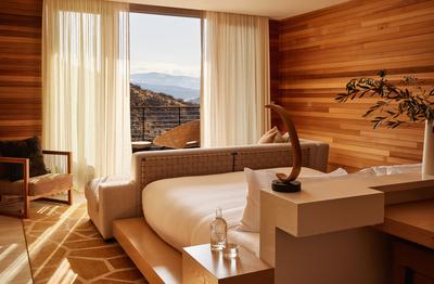 Signature Suite