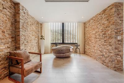 Peregrine Suite Bathroom