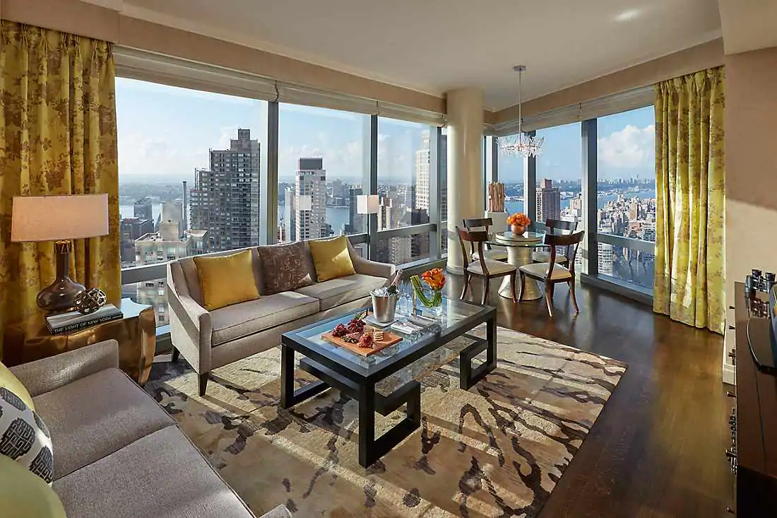 New York Skyline Suite