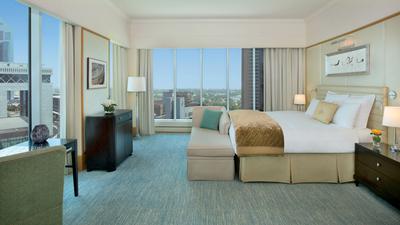 Executive Suite / Club Suite