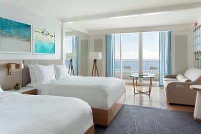Oceanfront View, Club lounge access, Guest room, 2