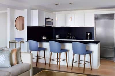 One-Bedroom Superior Intracoastal Residential Suit