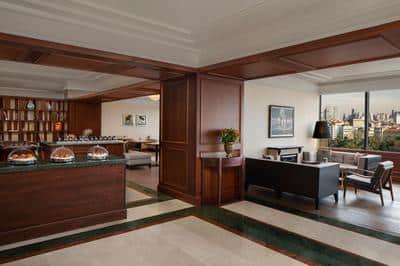 Club Lounge