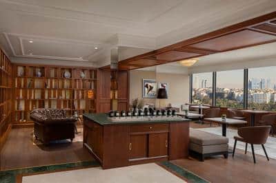 Club Lounge