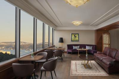 Club Lounge