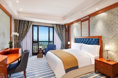 Deluxe Guest Room, Partial Sea View