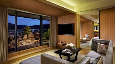 Garden Terrace Suite