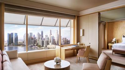 Club Deluxe Suite