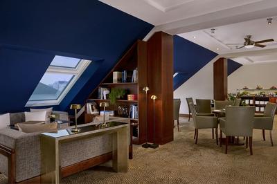 Premium Suite