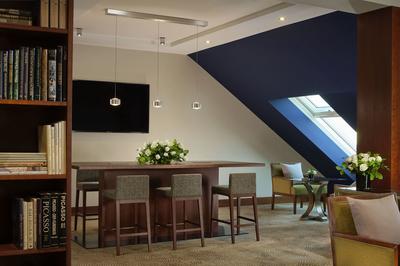 Premium Suite
