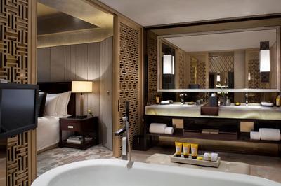 Carlton Suite – Victoria Harbour