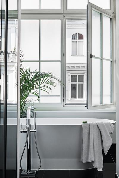 Junior Suite,  1 King, Balcony