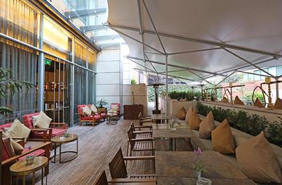Monet Brasserie - Bar terrace