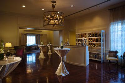 The Lindy Renaissance Charleston Hotel image
