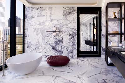 The Ritz-Carlton Suite