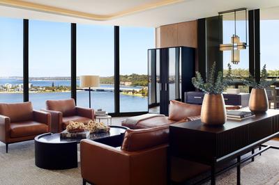 The Ritz-Carlton Suite