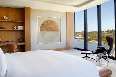 The Ritz-Carlton Suite