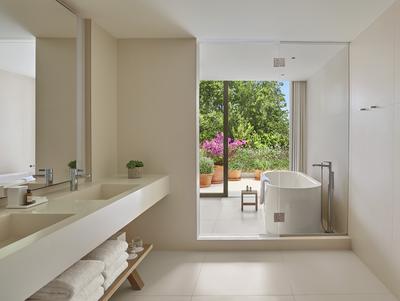 Premier Villa Suite