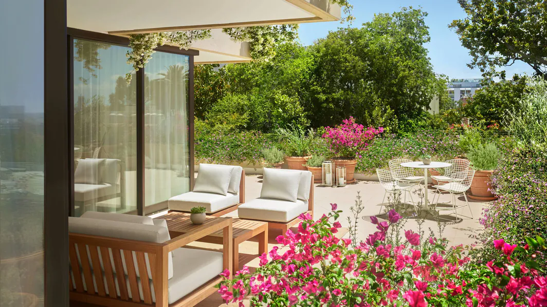 Premier Villa Suite