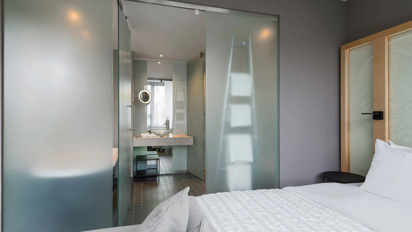 Classic, Guest Room, 1 Queen