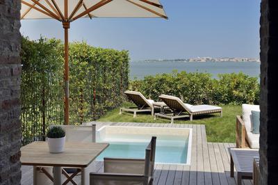 La Residenza Deluxe Room, Plunge Pool