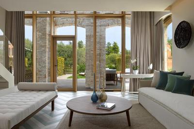 La Maisonette Loft with Pool