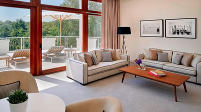 Premium Suite