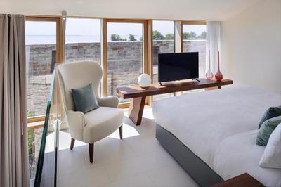 La Maisonette Loft with Pool