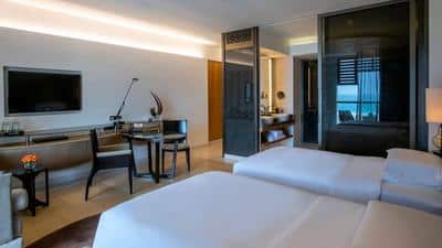 2 Twin Beds with Sea View