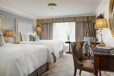 Double Double Guestroom