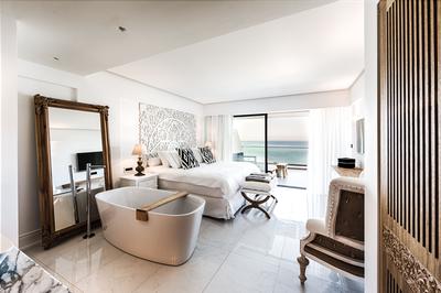 Thalassa Deluxe