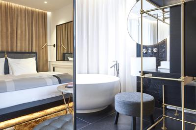 Premium Guest Room