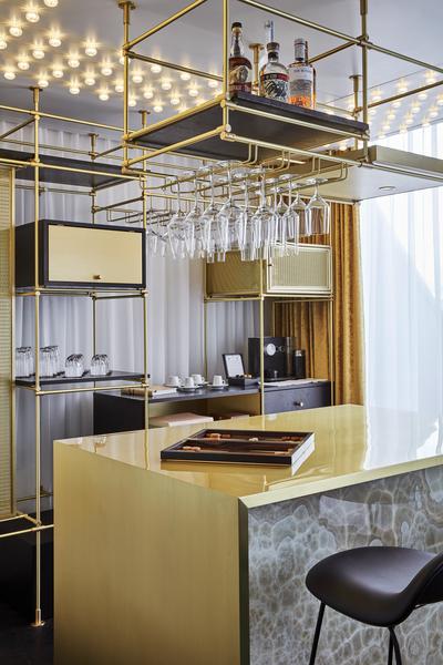 Roomers Suite