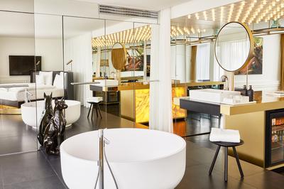 Penthouse Suite