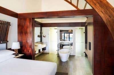 Duplex Lagoon Bure Villa