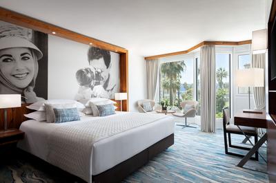 Deluxe Room - Garden View