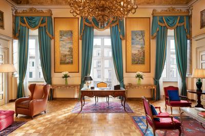 Royal Suite